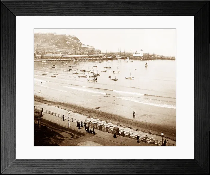 Framed Print : Beach Scarborough Framed Print : Beach Scarborough
