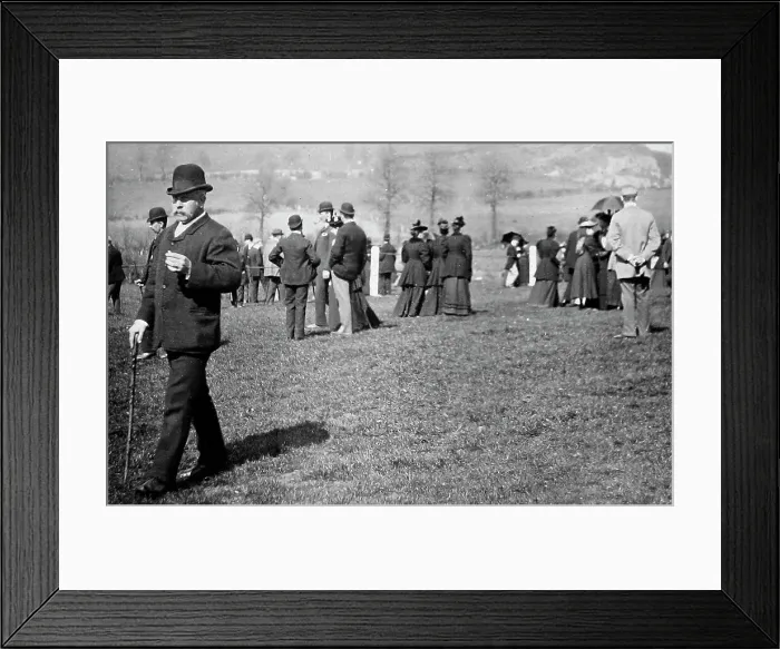 Framed Print : Torquay races horse racing Framed Print : Torquay races horse racing
