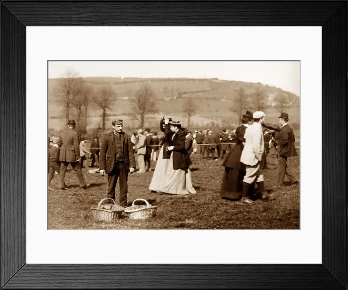 Framed Print : Torquay races horse racing Framed Print : Torquay races horse racing