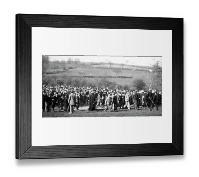 Framed Print : Torquay races horse racing Framed Print : Torquay races horse racing