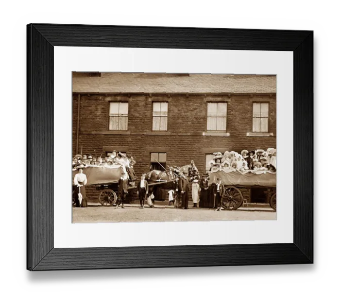 Framed Print : Thornhill Lees - Whitson Procession - 1906 - Dewsbury Framed Print : Thornhill Lees - Whitson Procession - 1906 - Dewsbury