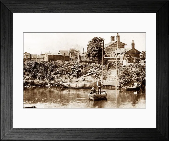 Framed Print : Thornhill Ferry - Dewsbury Framed Print : Thornhill Ferry - Dewsbury