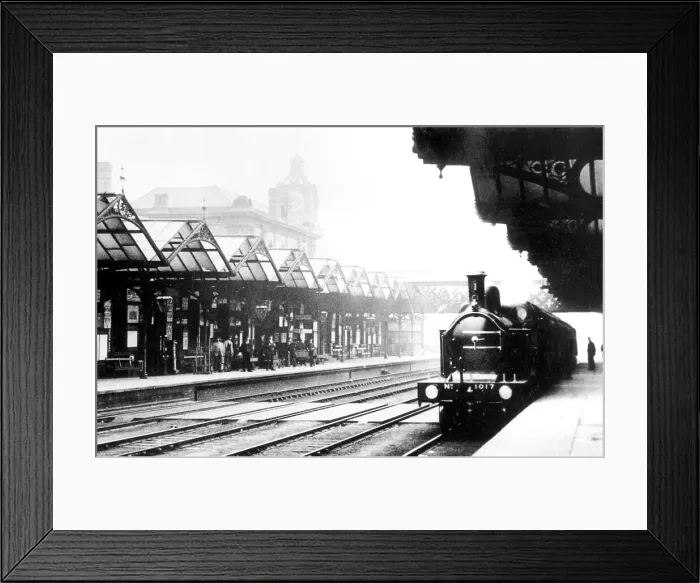 Framed Print : Westgate Railway Station Wakefield Framed Print : Westgate Railway Station Wakefield