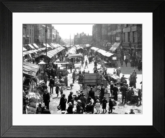 Framed Print : Saturday Market York Framed Print : Saturday Market York