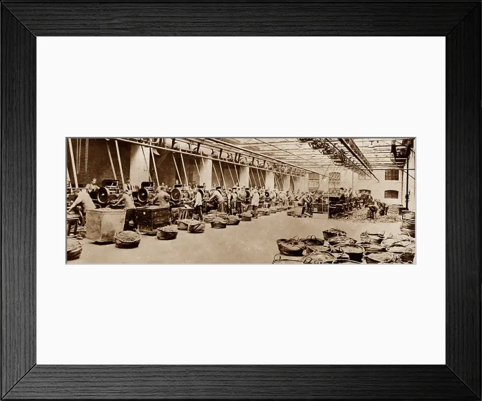 Framed Print : The cutting room, tobacco plantation, Virginia, USA Framed Print : The cutting room, tobacco plantation, Virginia, USA