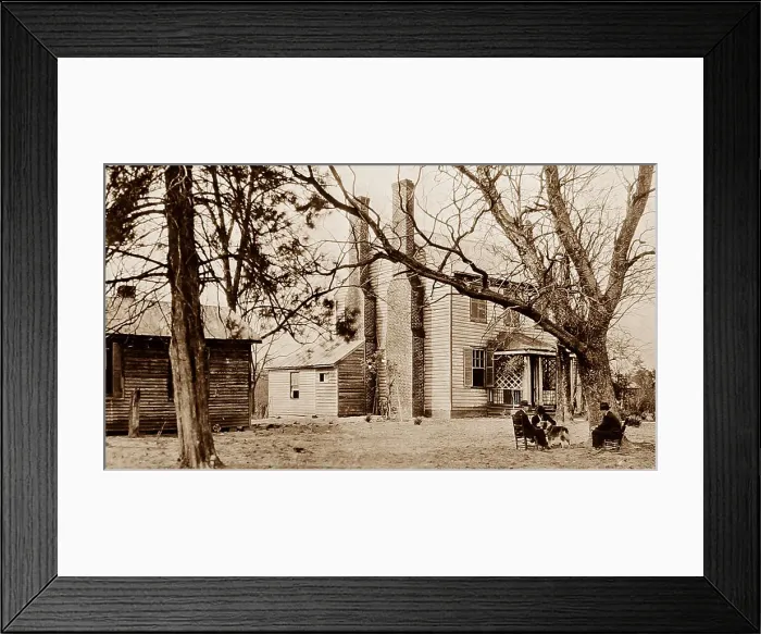 Framed Print : Owners house, Tobacco plantation, Virginia, USA, early 1900s Framed Print : Owners house, Tobacco plantation, Virginia, USA, early 1900s