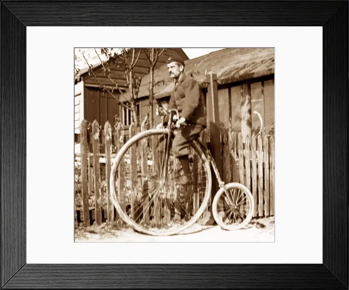 Framed Print : Penny farthing bicycle with pneumatic tyres, early 1900s Framed Print : Penny farthing bicycle with pneumatic tyres, early 1900s
