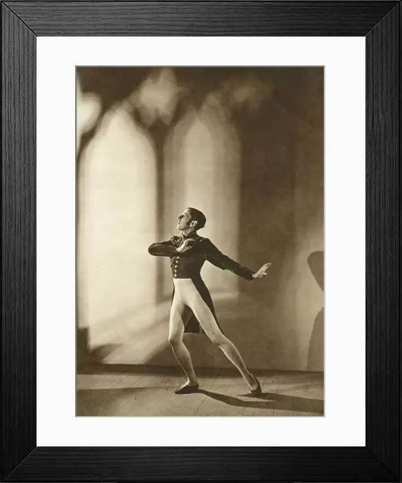 Framed Print : Sir Frederick Ashton, ballet dancer in Apparitions Framed Print : Sir Frederick Ashton, ballet dancer in Apparitions