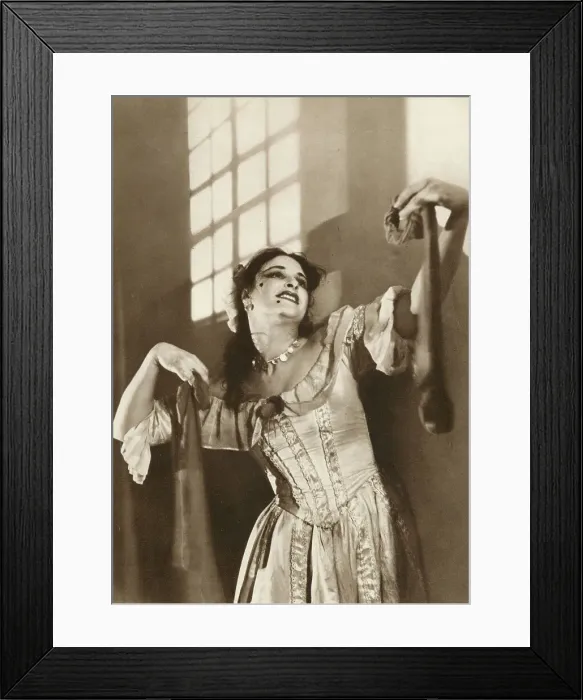 Framed Print : Ursula Moreton in The Rake's Progress, Vic-Wells Ballet Framed Print : Ursula Moreton in The Rake's Progress, Vic-Wells Ballet