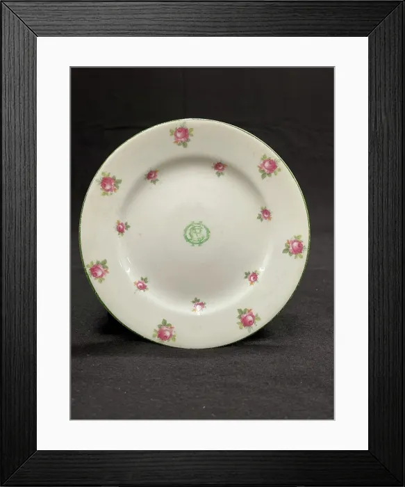 Framed Print : White Star Line, Stonier rose pattern tea plate Framed Print : White Star Line, Stonier rose pattern tea plate