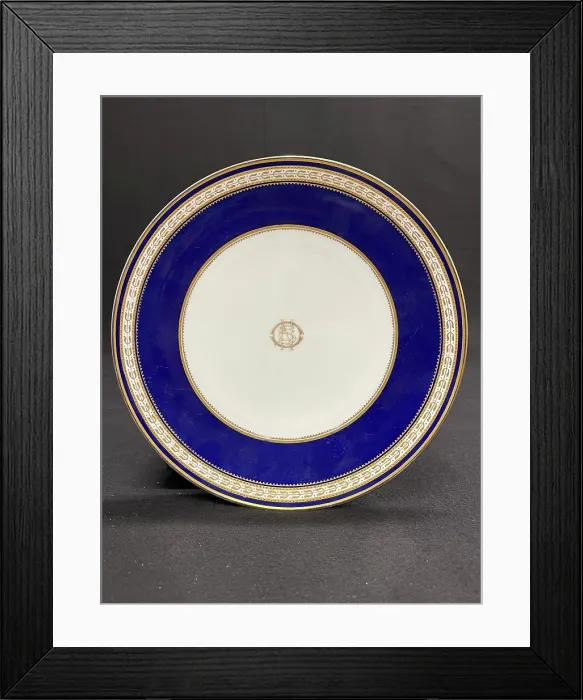 Framed Print : White Star Line, cobalt blue and gilt dinner plate Framed Print : White Star Line, cobalt blue and gilt dinner plate