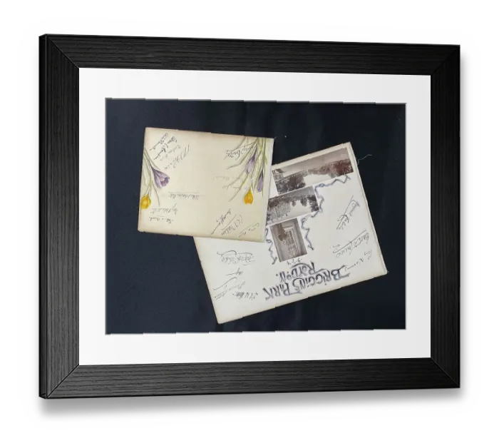 Framed Print : Harland ad Wolff, album with autographs Framed Print : Harland ad Wolff, album with autographs