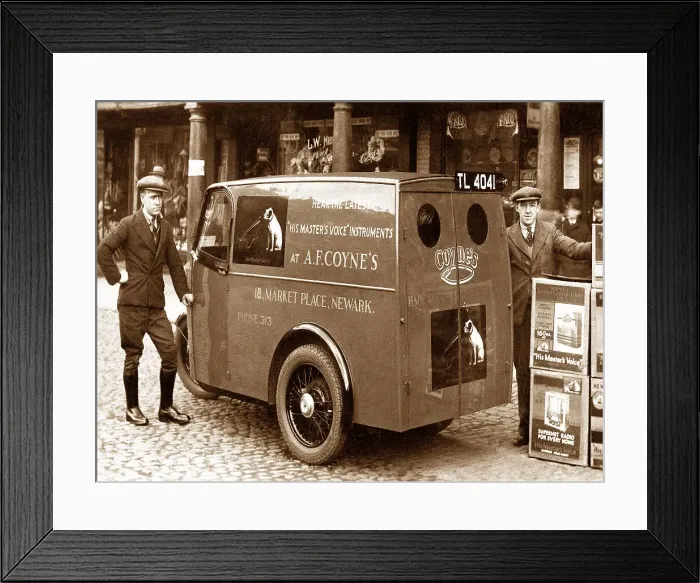 Framed Print : His Masters Voice radio and gramaphone retailer in Newark Framed Print : His Masters Voice radio and gramaphone retailer in Newark