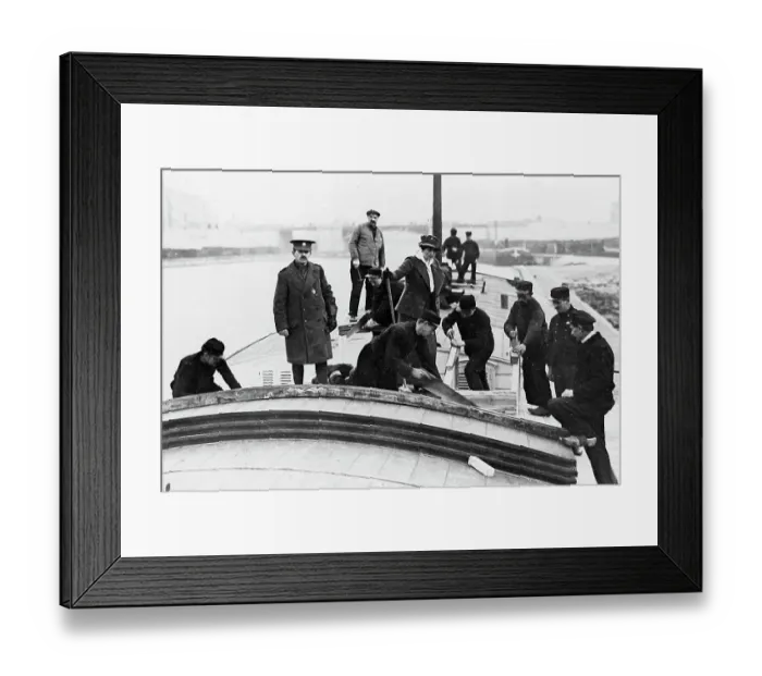 Framed Print : Maxine Elliot oversees fitting out of a contracted barge Framed Print : Maxine Elliot oversees fitting out of a contracted barge