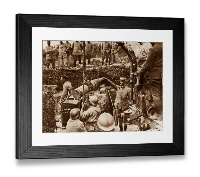 Framed Print : WW1 French artillery Framed Print : WW1 French artillery