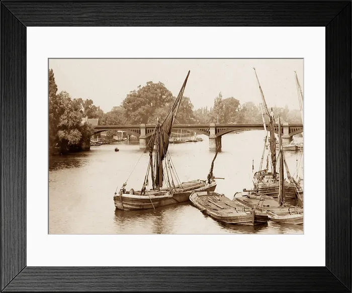 Framed Print : River Thames from Kingston Bridge Victorian period Framed Print : River Thames from Kingston Bridge Victorian period