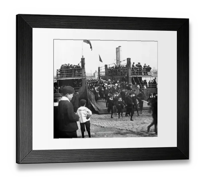 Framed Print : Barrow-in-Furness to Walney Island Ferry early 1900s Framed Print : Barrow-in-Furness to Walney Island Ferry early 1900s