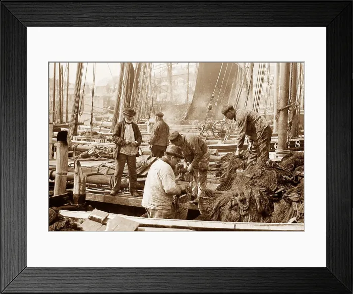 Framed Print : Newlyn Fishermen Victorian period Framed Print : Newlyn Fishermen Victorian period