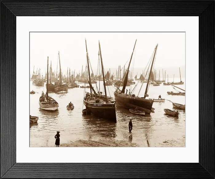Framed Print : Fishing boats in Cornwall Framed Print : Fishing boats in Cornwall