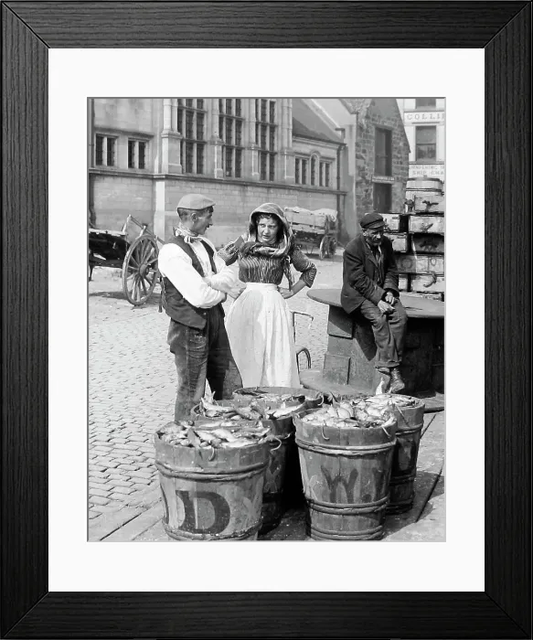 Framed Print : Selling fish in Cornwall Framed Print : Selling fish in Cornwall