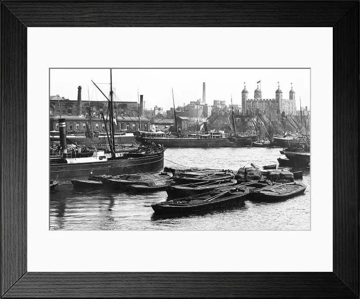 Framed Print : Tower of London from River Thames Framed Print : Tower of London from River Thames