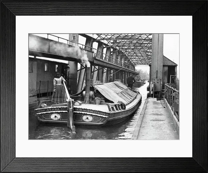 Framed Print : Barton Aqueduct over the Manchester Ship Canal Framed Print : Barton Aqueduct over the Manchester Ship Canal