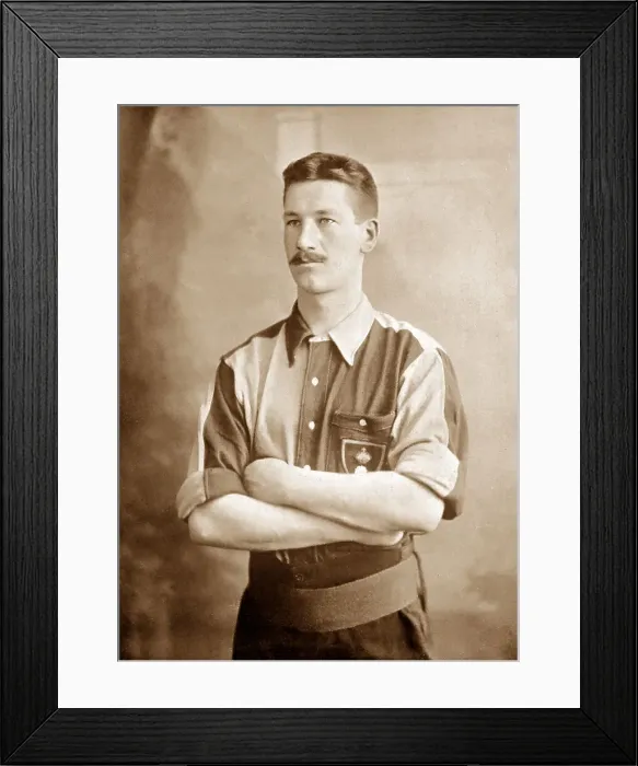 Framed Print : Bombardier Hanna Framed Print : Bombardier Hanna
