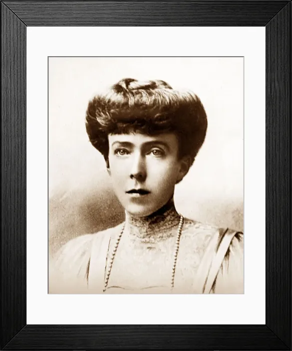 Framed Print : Queen Elizabeth of Belgium Framed Print : Queen Elizabeth of Belgium