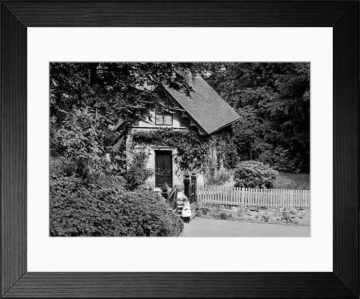 Framed Print : Cottage in the Dargle, County Wicklow, Ireland Framed Print : Cottage in the Dargle, County Wicklow, Ireland