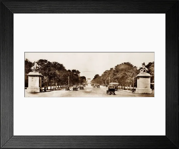 Framed Print : L'Avenue Des Champs Elysees, Paris, France, early 1900s Framed Print : L'Avenue Des Champs Elysees, Paris, France, early 1900s