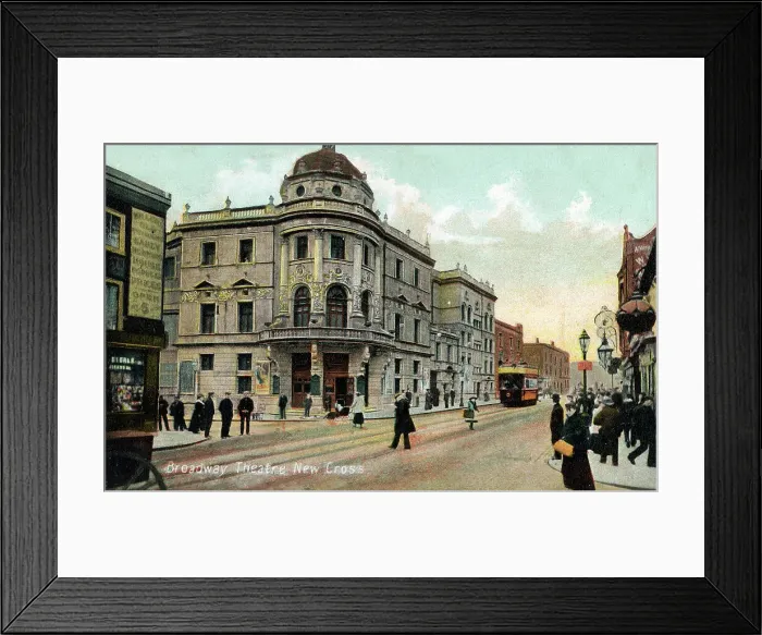 Framed Print : The Broadway Theatre, New Cross - South East London Framed Print : The Broadway Theatre, New Cross - South East London