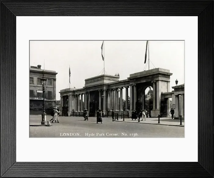 Framed Print : Hyde Park Corner, London Framed Print : Hyde Park Corner, London