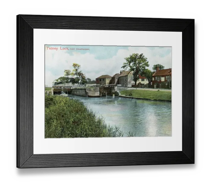 Framed Print : Tetney Lock, near Cleethorpes on the Louth Canal Framed Print : Tetney Lock, near Cleethorpes on the Louth Canal