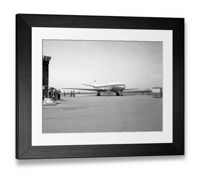 Framed Print : de Havilland DH. 106 Comet 1 7610M - G-ALYT Framed Print : de Havilland DH. 106 Comet 1 7610M - G-ALYT