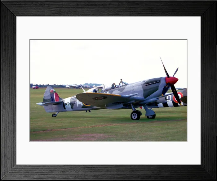 Framed Print : Supermarine Spitfire Mk HF Mk. IXe G-CTIX - PT462 Framed Print : Supermarine Spitfire Mk HF Mk. IXe G-CTIX - PT462