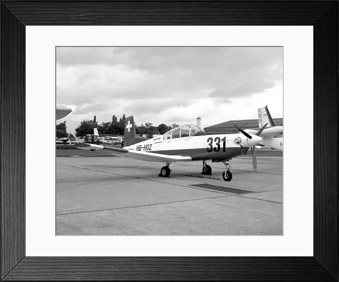 Framed Print : Pilatus PC-7 Turbo-Trainer HB-HOZ Framed Print : Pilatus PC-7 Turbo-Trainer HB-HOZ
