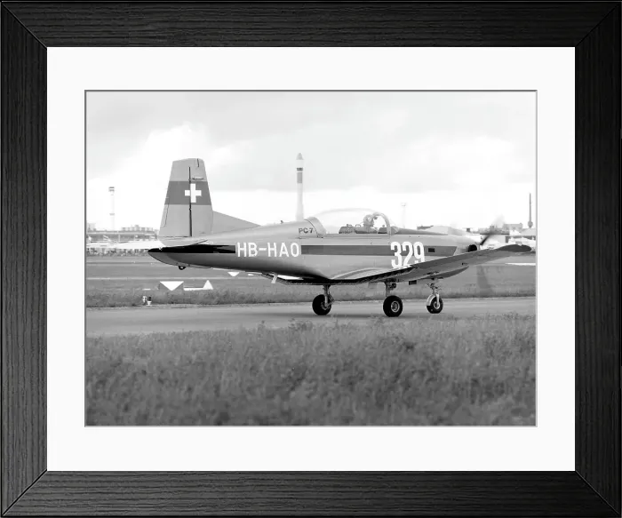 Framed Print : Pilatus PC-7 Turbo-Trainer HB-HAO Framed Print : Pilatus PC-7 Turbo-Trainer HB-HAO