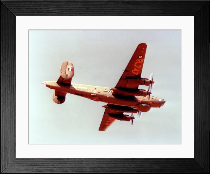 Framed Print : Avro Shackleton AEW. 2 WL747 Florence Framed Print : Avro Shackleton AEW. 2 WL747 Florence