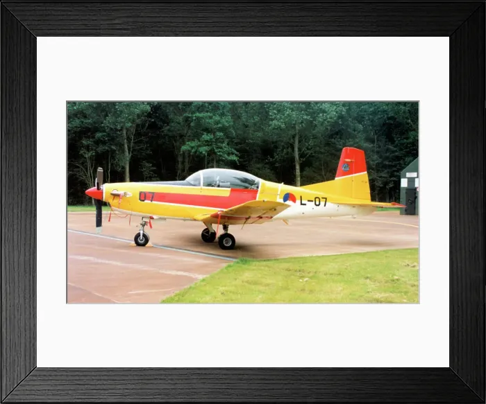 Framed Print : Pilatus PC-7 Turbo Trainer L-07 Framed Print : Pilatus PC-7 Turbo Trainer L-07