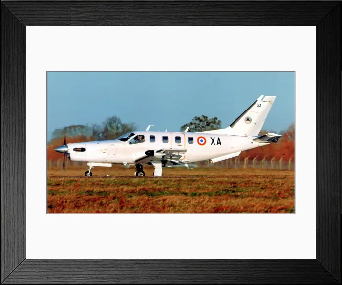 Framed Print : SOCATA TBM-700 33 - XA Framed Print : SOCATA TBM-700 33 - XA