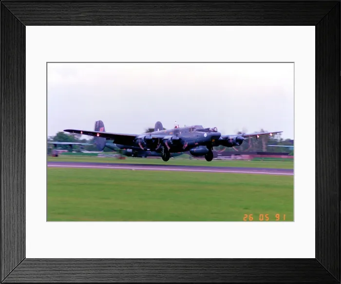 Framed Print : Avro Shackleton AEW. 2 WL747 Florence Framed Print : Avro Shackleton AEW. 2 WL747 Florence
