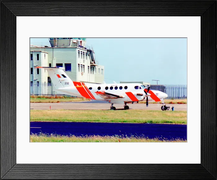 Framed Print : Beech 200 Super King Air 232 Framed Print : Beech 200 Super King Air 232