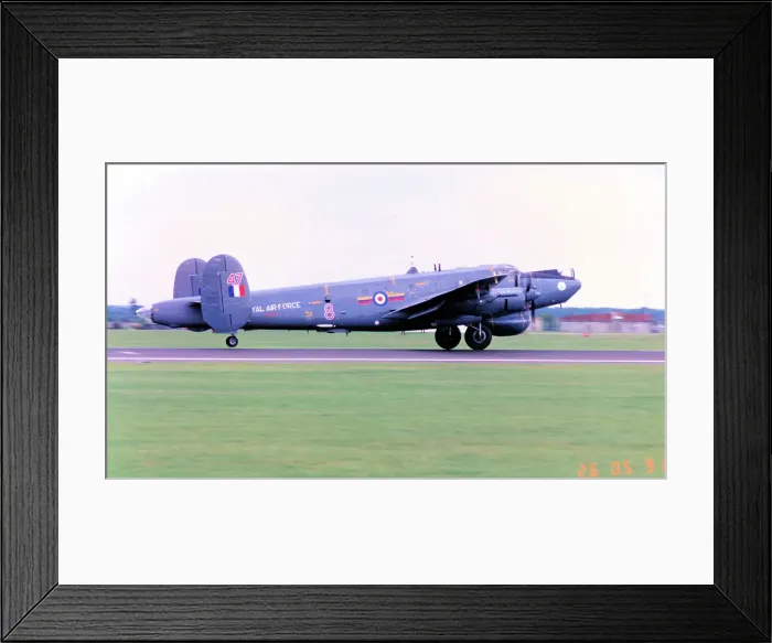 Framed Print : Avro Shackleton AEW. 2 WL747 Florence Framed Print : Avro Shackleton AEW. 2 WL747 Florence