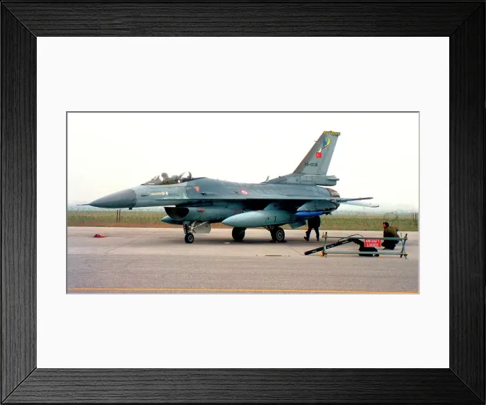 Framed Print : General Dynamics F-16C Fighting Falcon 69-0038 Framed Print : General Dynamics F-16C Fighting Falcon 69-0038