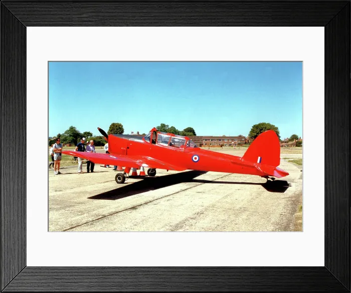 Framed Print : de Havilland Canada DHC. 1 Chipmunk T. 10 G-BCGC - WP903 Framed Print : de Havilland Canada DHC. 1 Chipmunk T. 10 G-BCGC - WP903