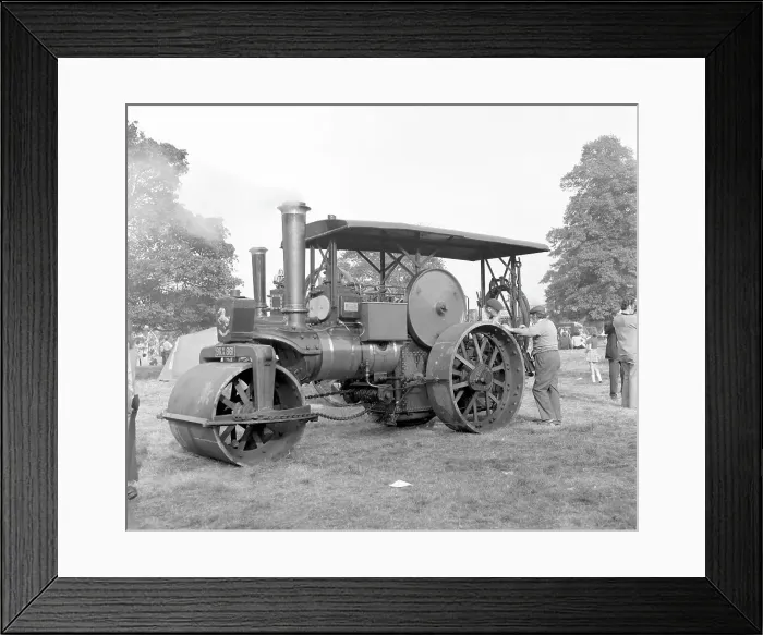 Framed Print : Aveling and Porter Road Roller number 14179, Lady Margaret Framed Print : Aveling and Porter Road Roller number 14179, Lady Margaret