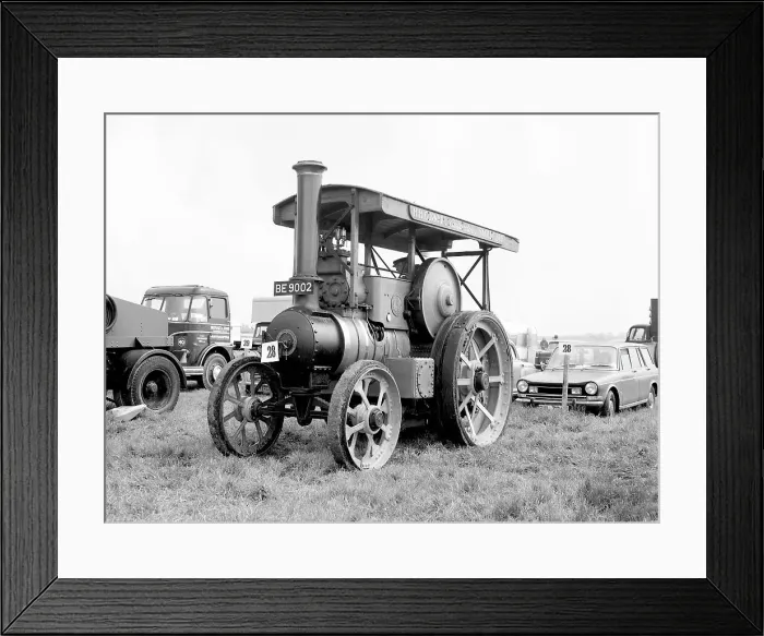 Framed Print : Marshall Convertible General Purpose Engine no. 74871 Lion Framed Print : Marshall Convertible General Purpose Engine no. 74871 Lion