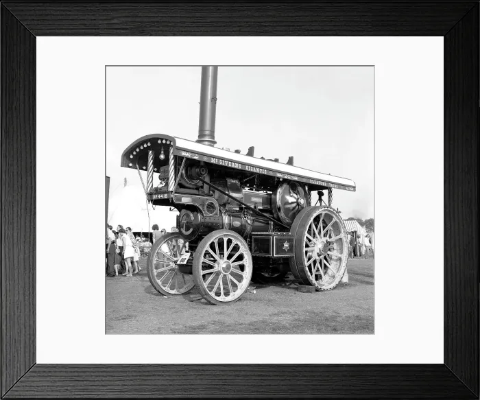 Framed Print : Fowler Showman's Road Locomotive number 14425 Carry On Framed Print : Fowler Showman's Road Locomotive number 14425 Carry On