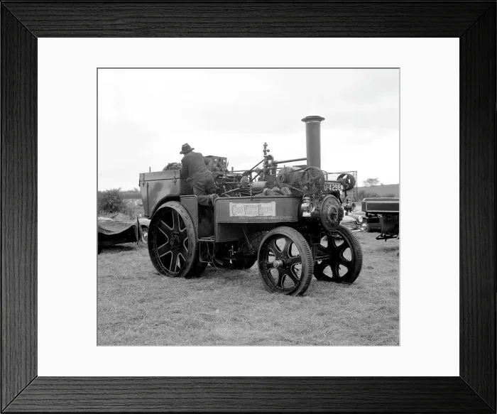 Framed Print : Mann's Tractor number 1260, Old King Cole Framed Print : Mann's Tractor number 1260, Old King Cole