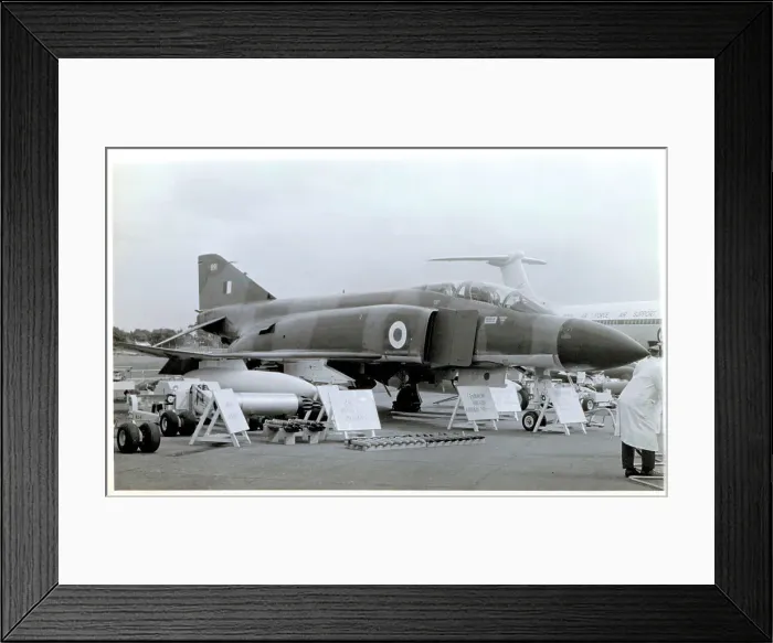 Framed Print : McDonnell Douglas Phantom FGR. 2 XT891 Framed Print : McDonnell Douglas Phantom FGR. 2 XT891